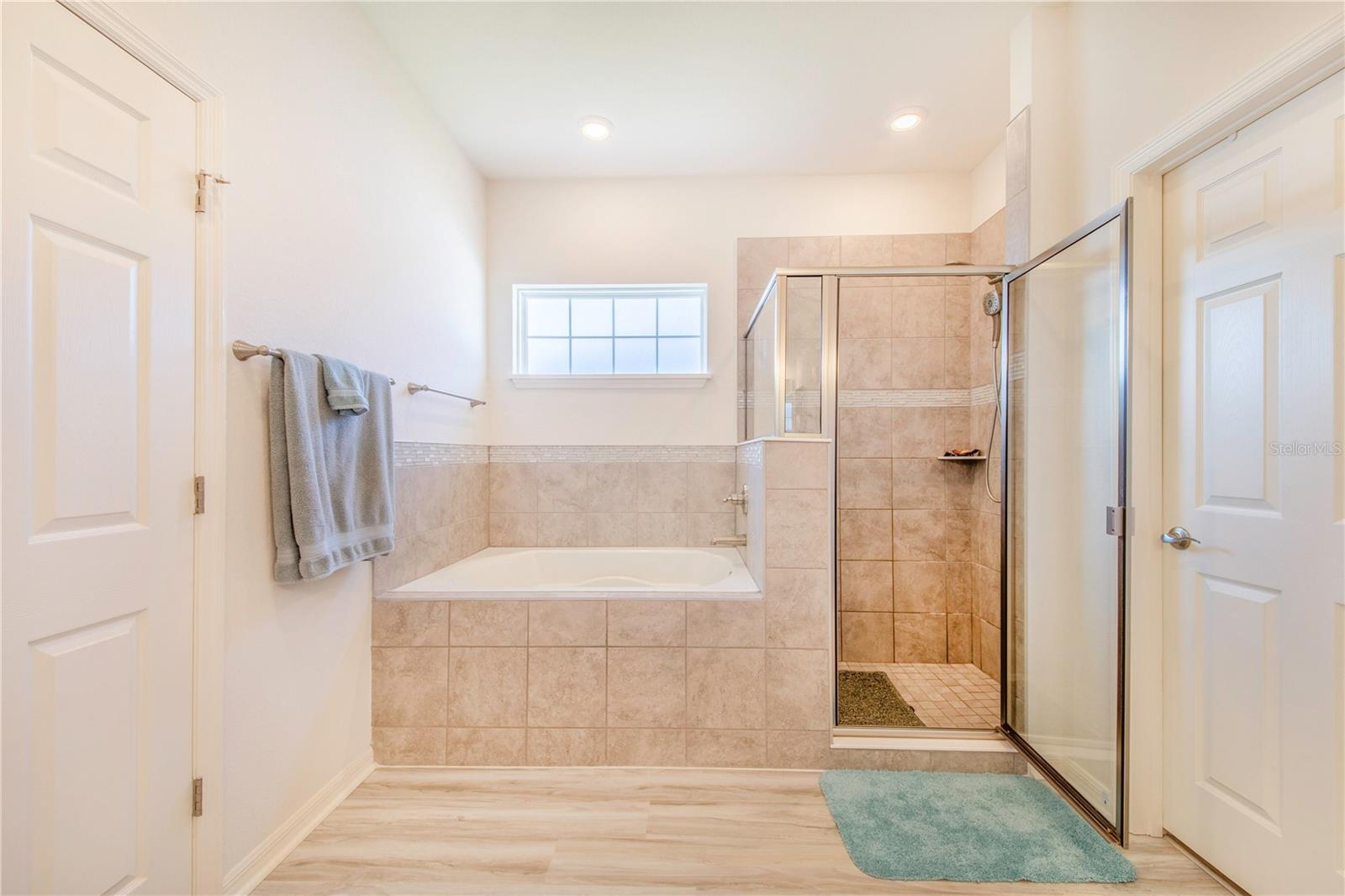 CHESTNUT CRK - Residential