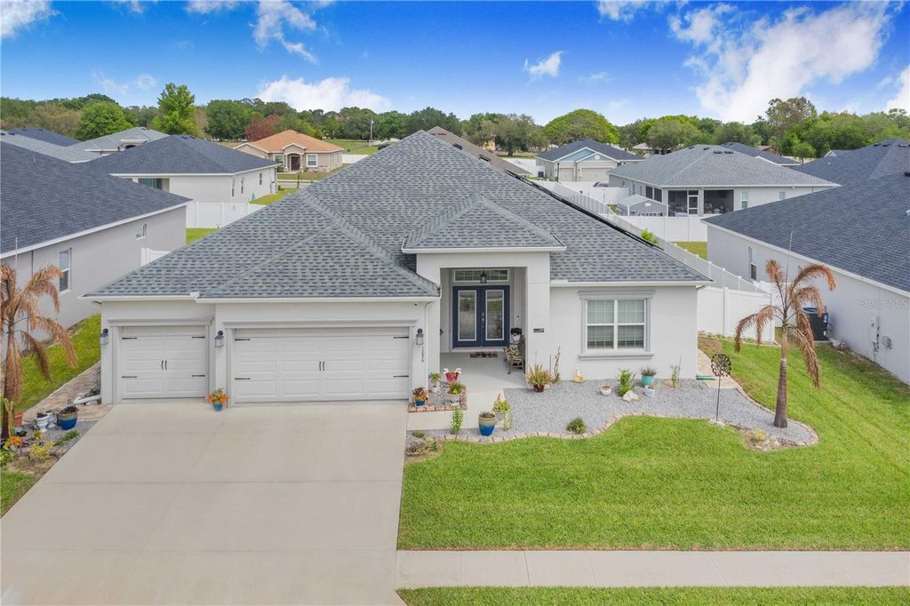 Photo of 1096 Sandpiper Loop, Winter Haven, FL 33881 (MLS # S5146706)