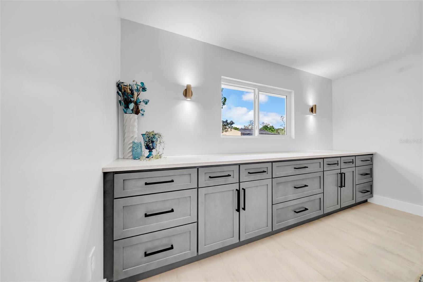 SUNSET HILLS 4TH ADD - Residential