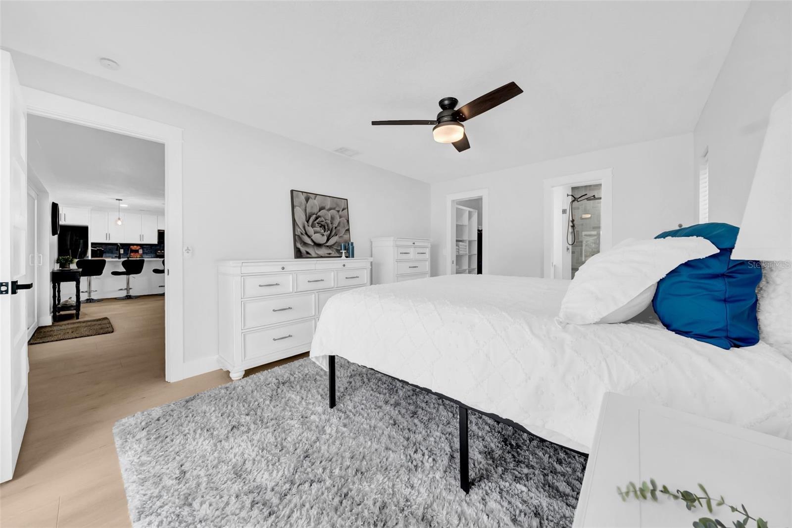 SUNSET HILLS 4TH ADD - Residential