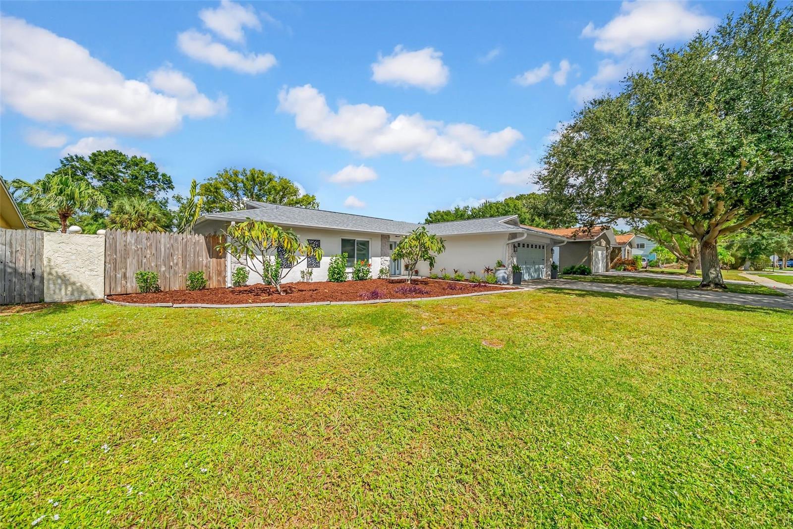 SUNSET HILLS 4TH ADD - Residential