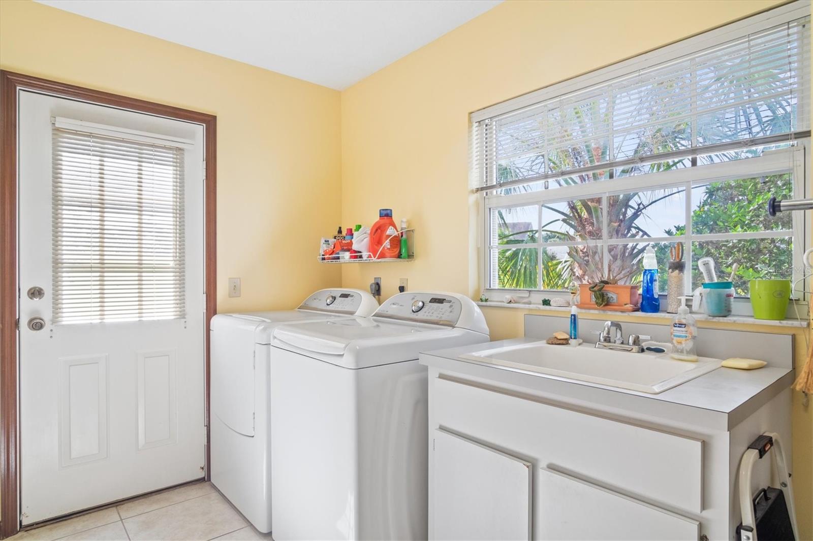 LEEWARD AIR RANCH UN 03 - Residential