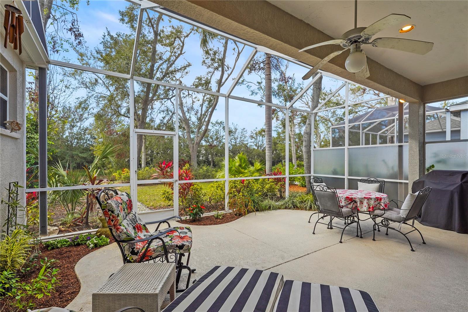 28 TALL TREES COURT