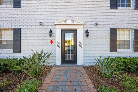 256 LEWFIELD CIRCLE 256 WINTER PARK FL 32792