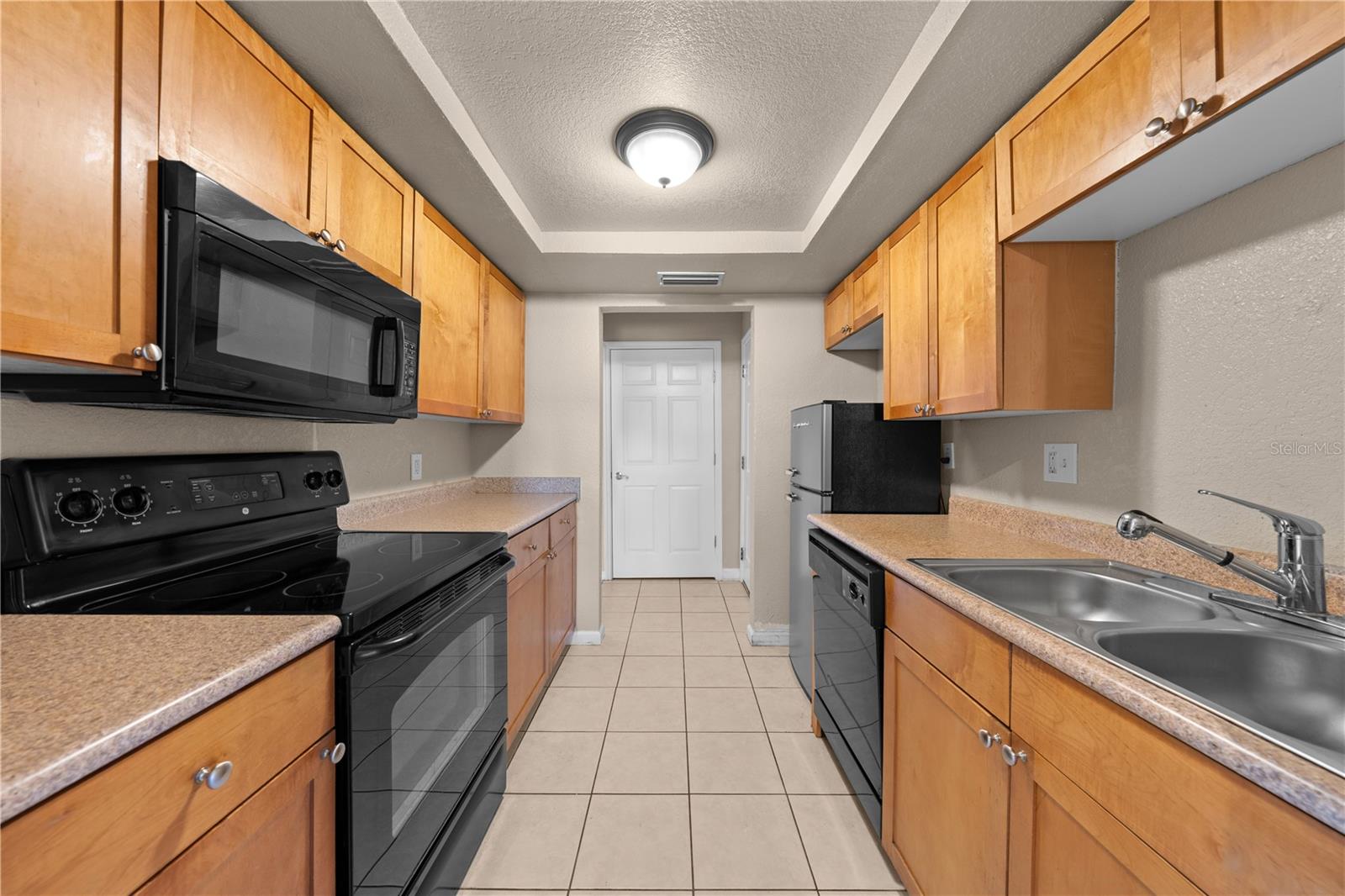 STRATFORD A WINTER PARK CONDO - Residential