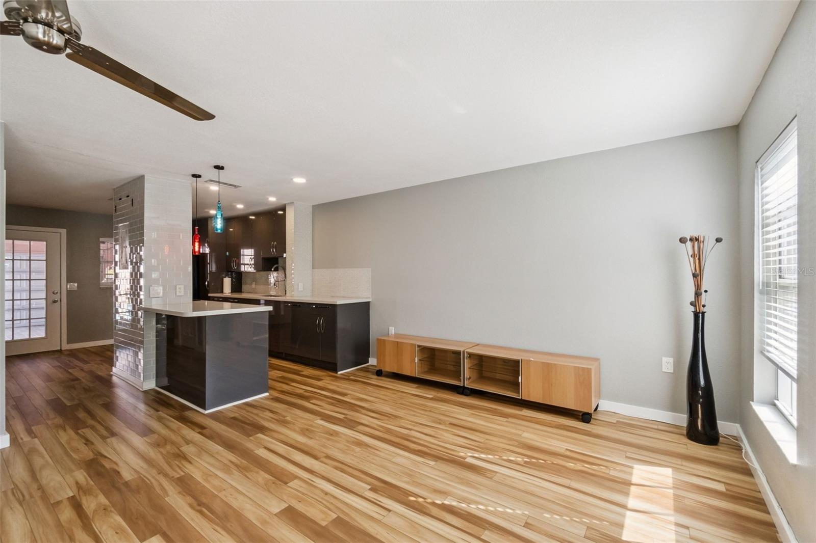 2613 E CHURCH STREET