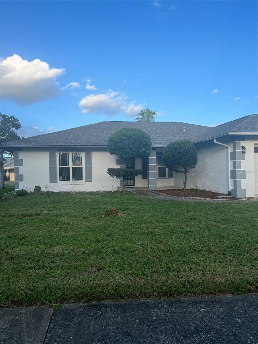 10744 LAZY LAKE DRIVE