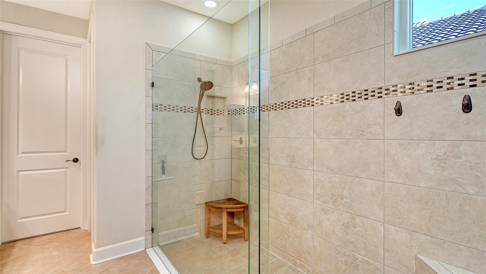 ESPLANADE PH III - Residential