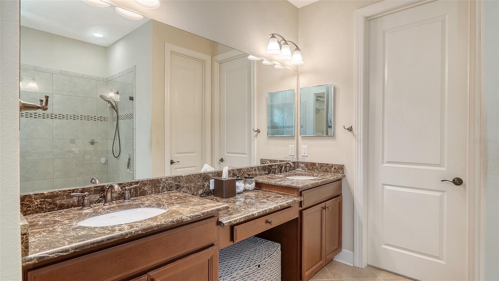 ESPLANADE PH III - Residential