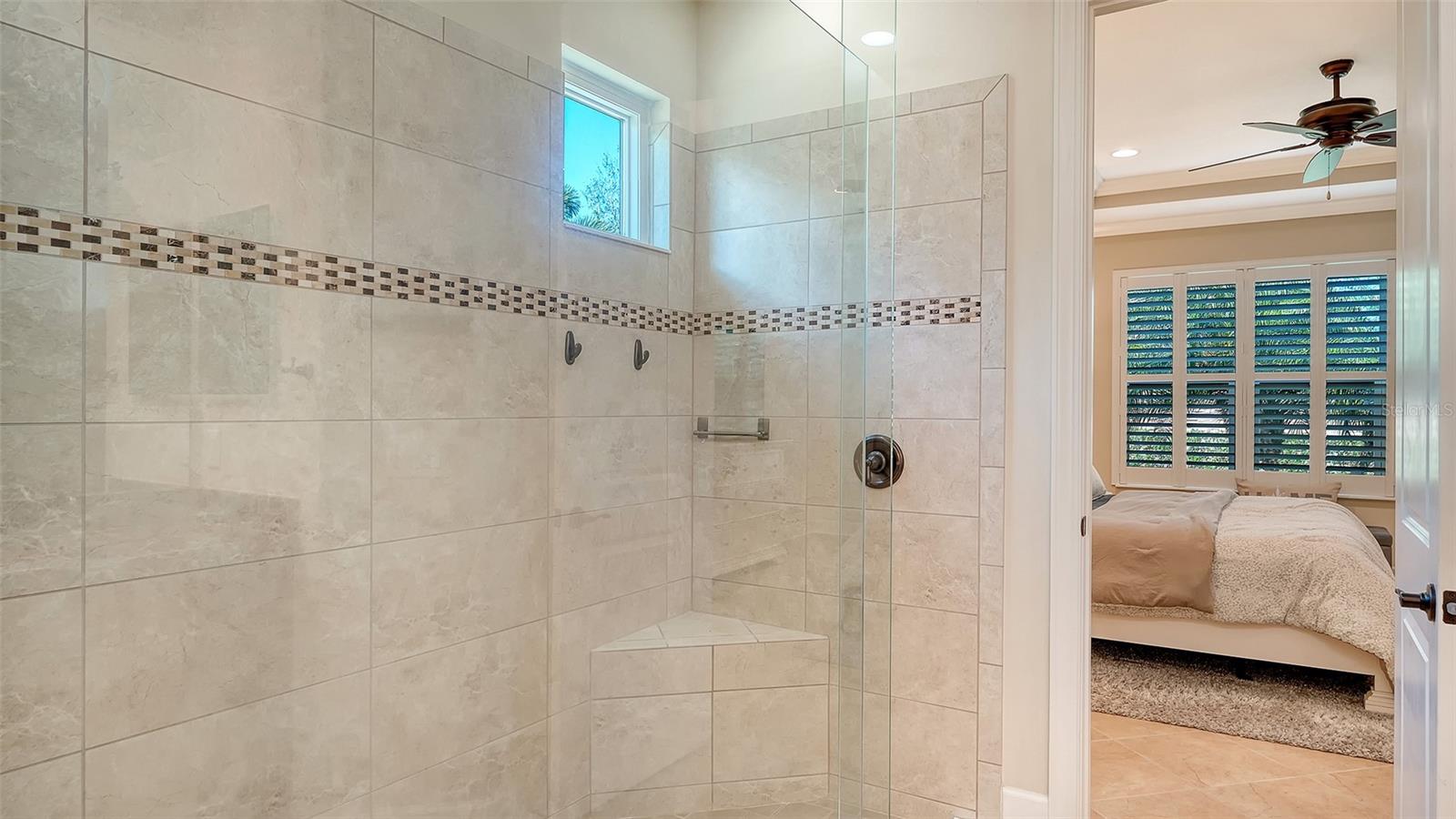 ESPLANADE PH III - Residential