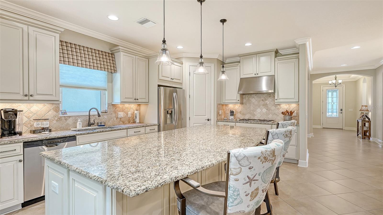 ESPLANADE PH III - Residential