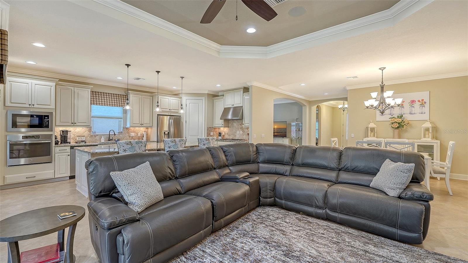 ESPLANADE PH III - Residential