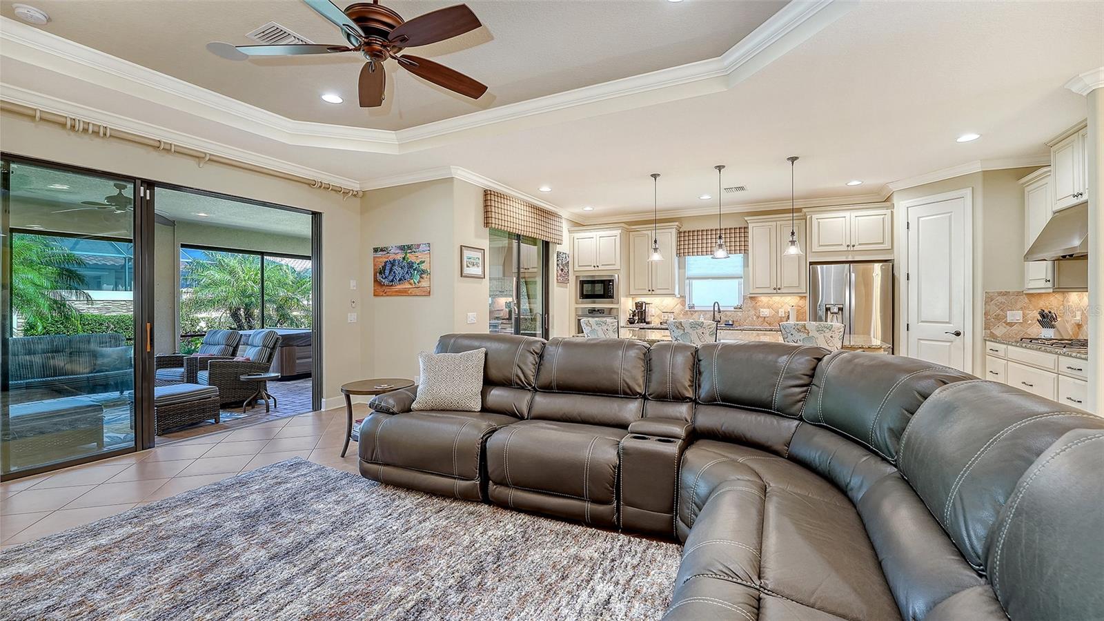 ESPLANADE PH III - Residential