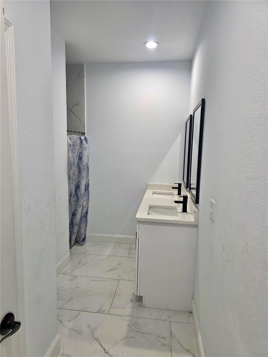 HIGHLAND PARK ORANGE CITY - Residential