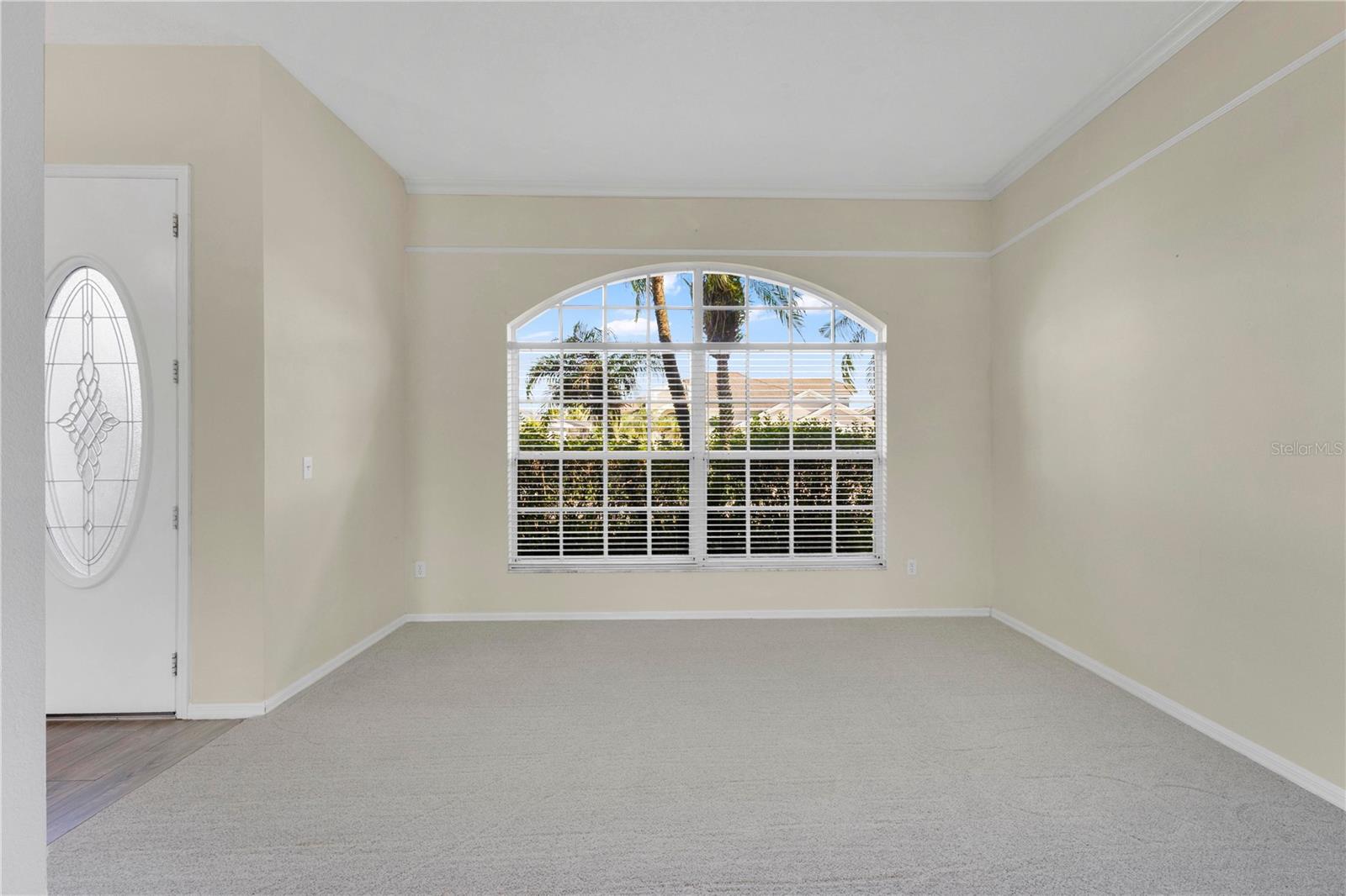 639 LAKEHAVEN CIRCLE
