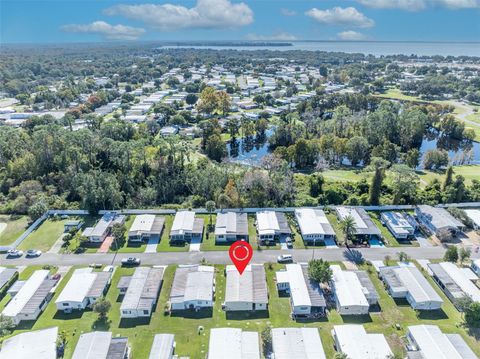 Tiny photo for 223 Paradise S, Leesburg, FL 34788 (MLS # G5109717)