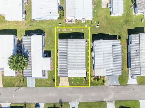 Tiny photo for 223 Paradise S, Leesburg, FL 34788 (MLS # G5109717)