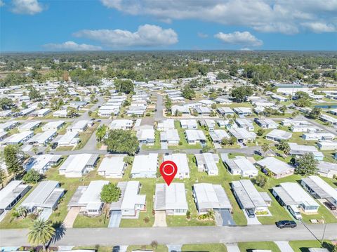 Tiny photo for 223 Paradise S, Leesburg, FL 34788 (MLS # G5109717)