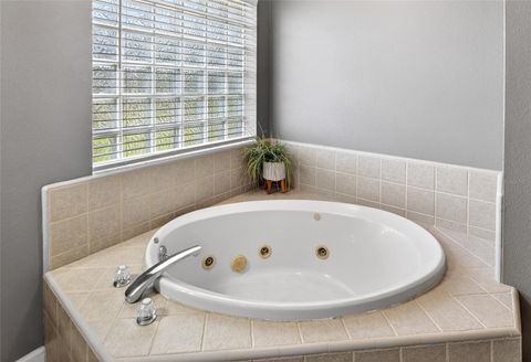 Tiny photo for 22301 Coronado Somerset Drive, Sorrento, FL 32776 (MLS # G5109304)