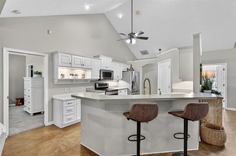 Tiny photo for 22301 Coronado Somerset Drive, Sorrento, FL 32776 (MLS # G5109304)