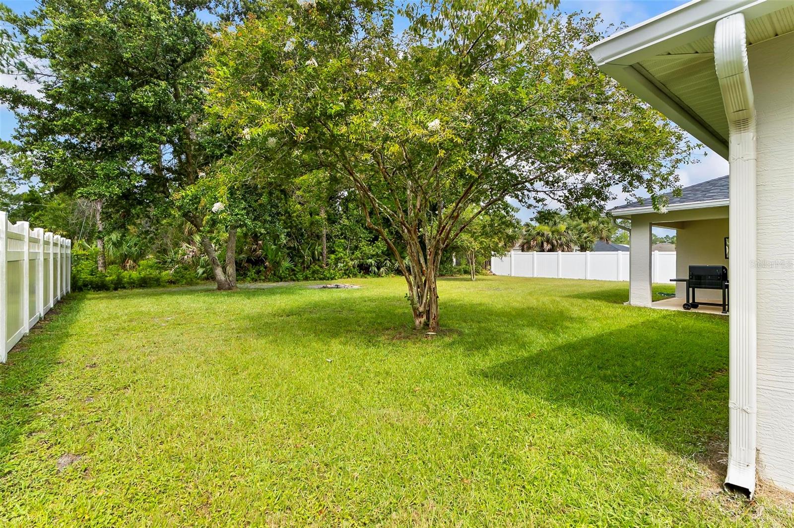 ROYAL PALMS SEC 30 - Residential Lease