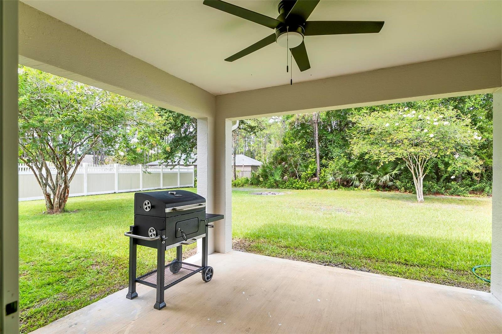 ROYAL PALMS SEC 30 - Residential Lease