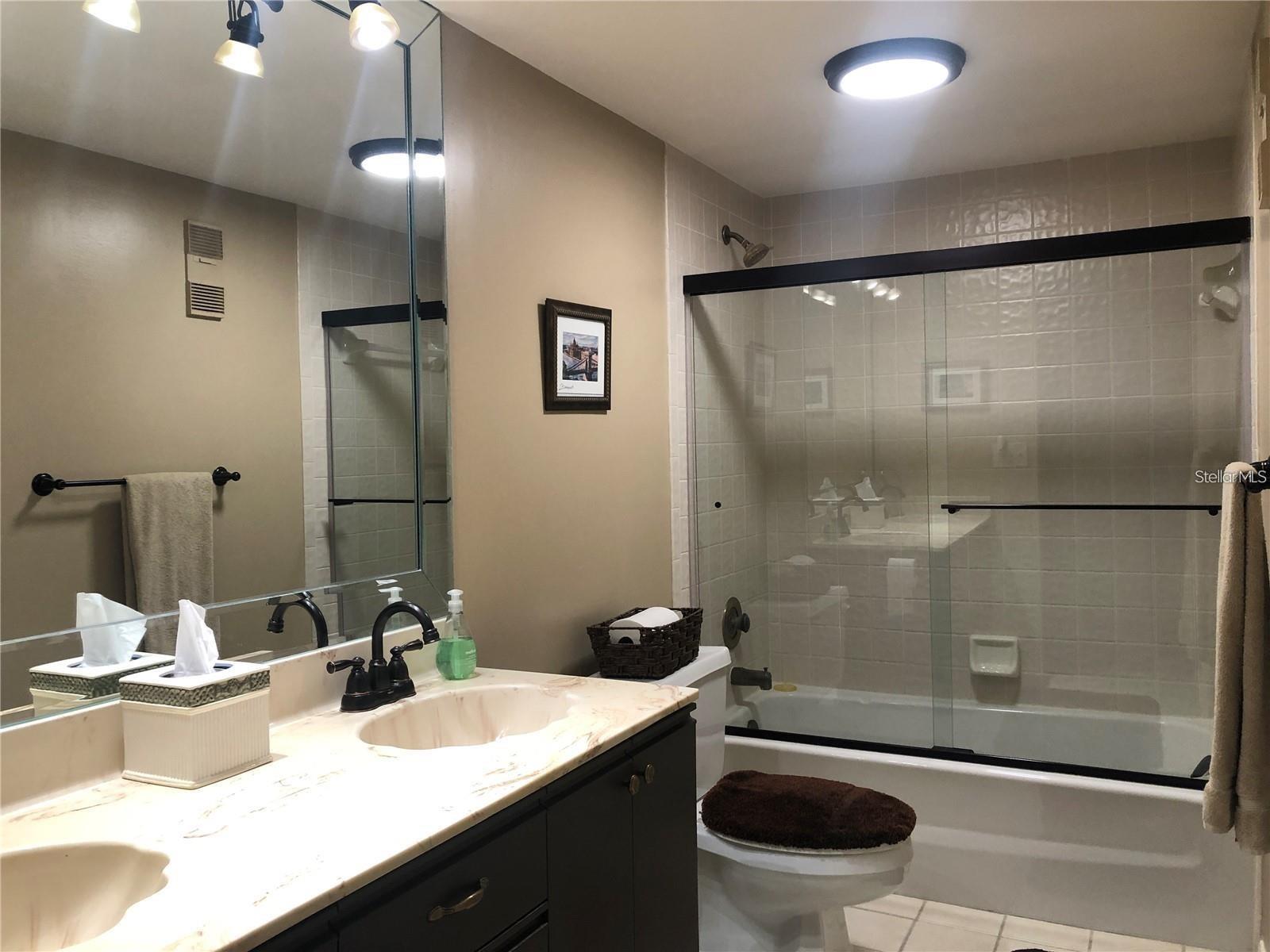 SANTA MARIA CONDO SAILBOAT - Residential Lease