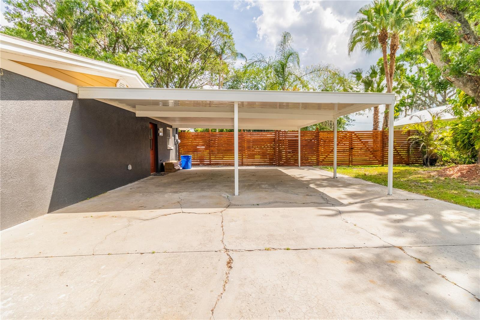 UNPLATTED - Residential