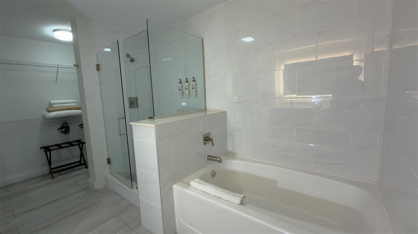 GROVE RESORT AND SPA - Residential