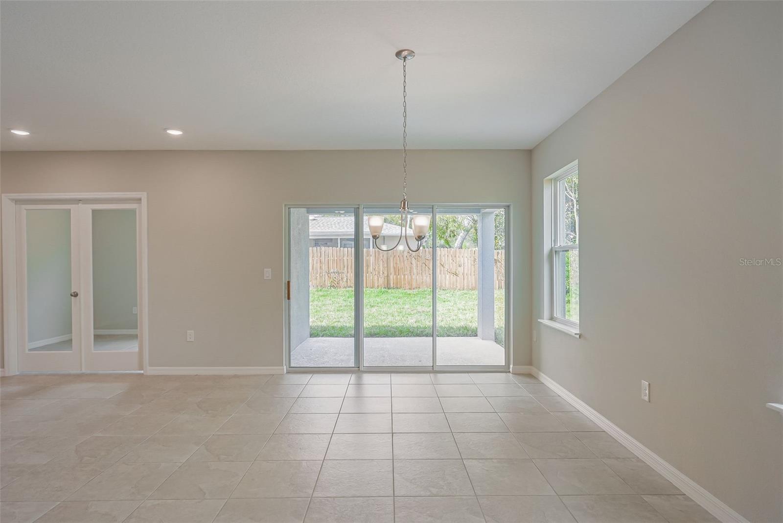 RIO VISTA GARDENS 03 - Residential