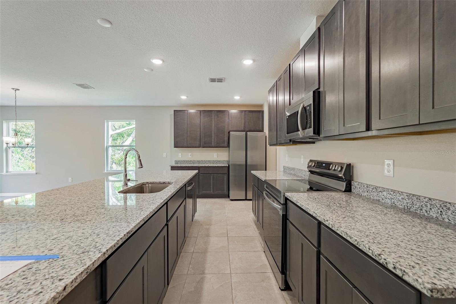 RIO VISTA GARDENS 03 - Residential