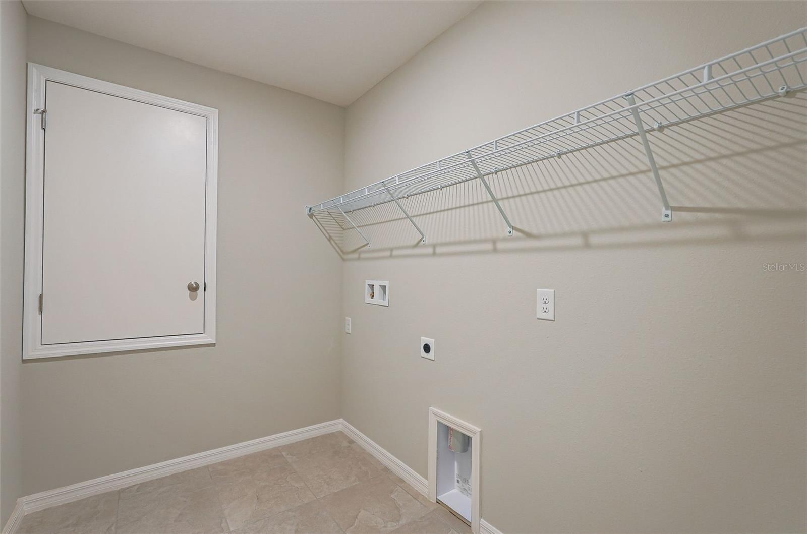 RIO VISTA GARDENS 03 - Residential
