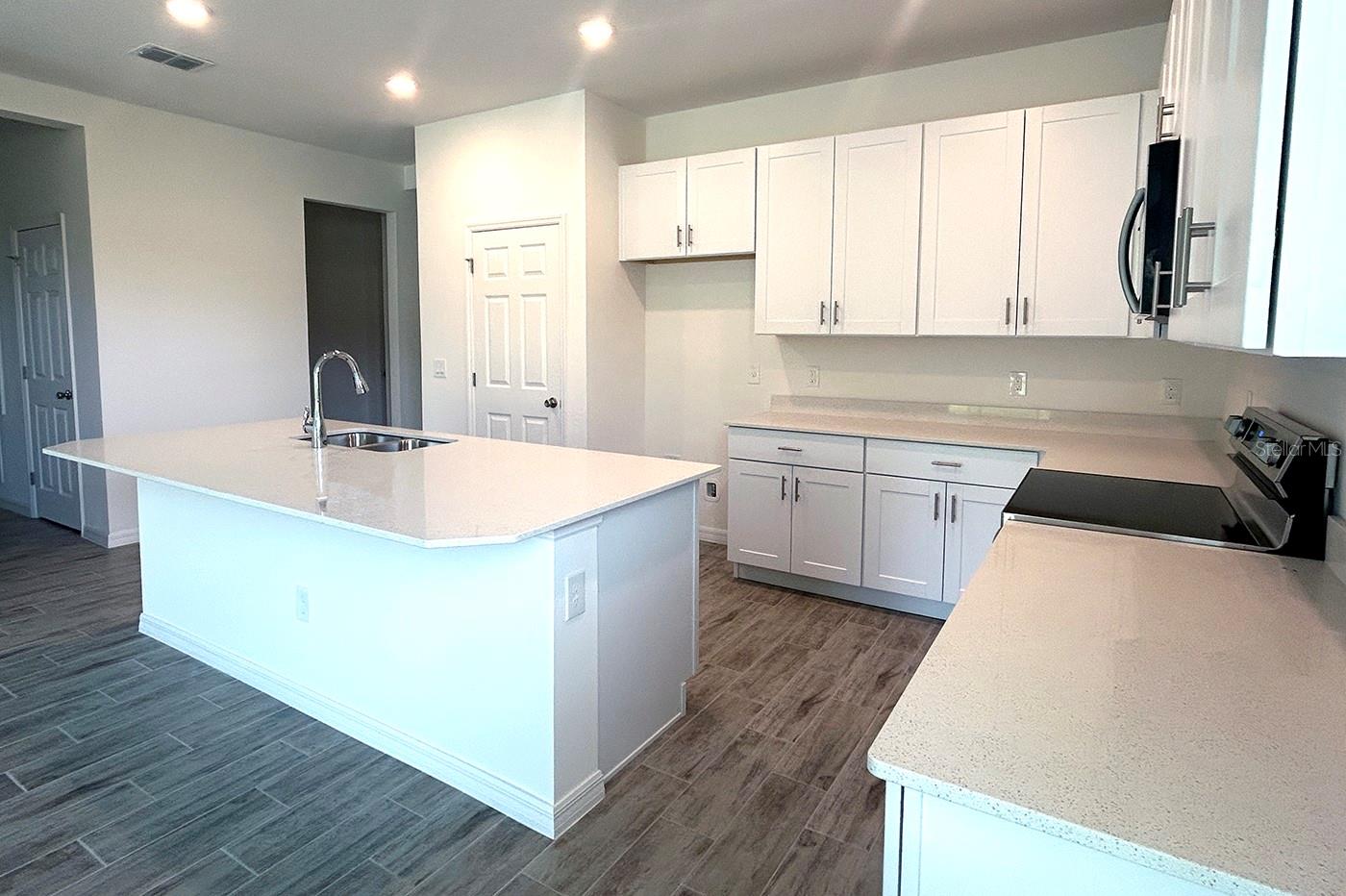 2569 RAGHAV TRAIL