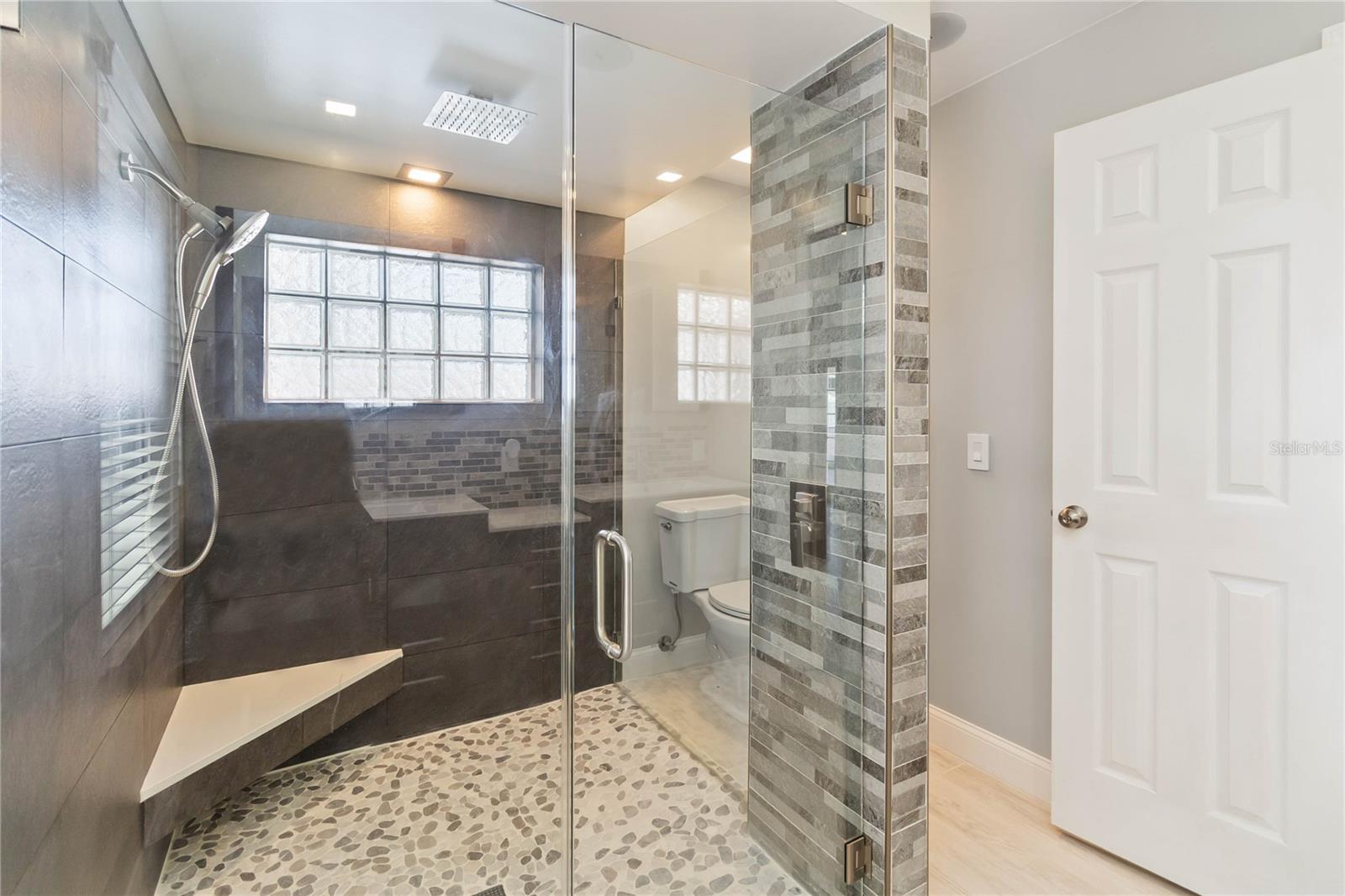 PINE LAKE ESTATES - Residential Lease