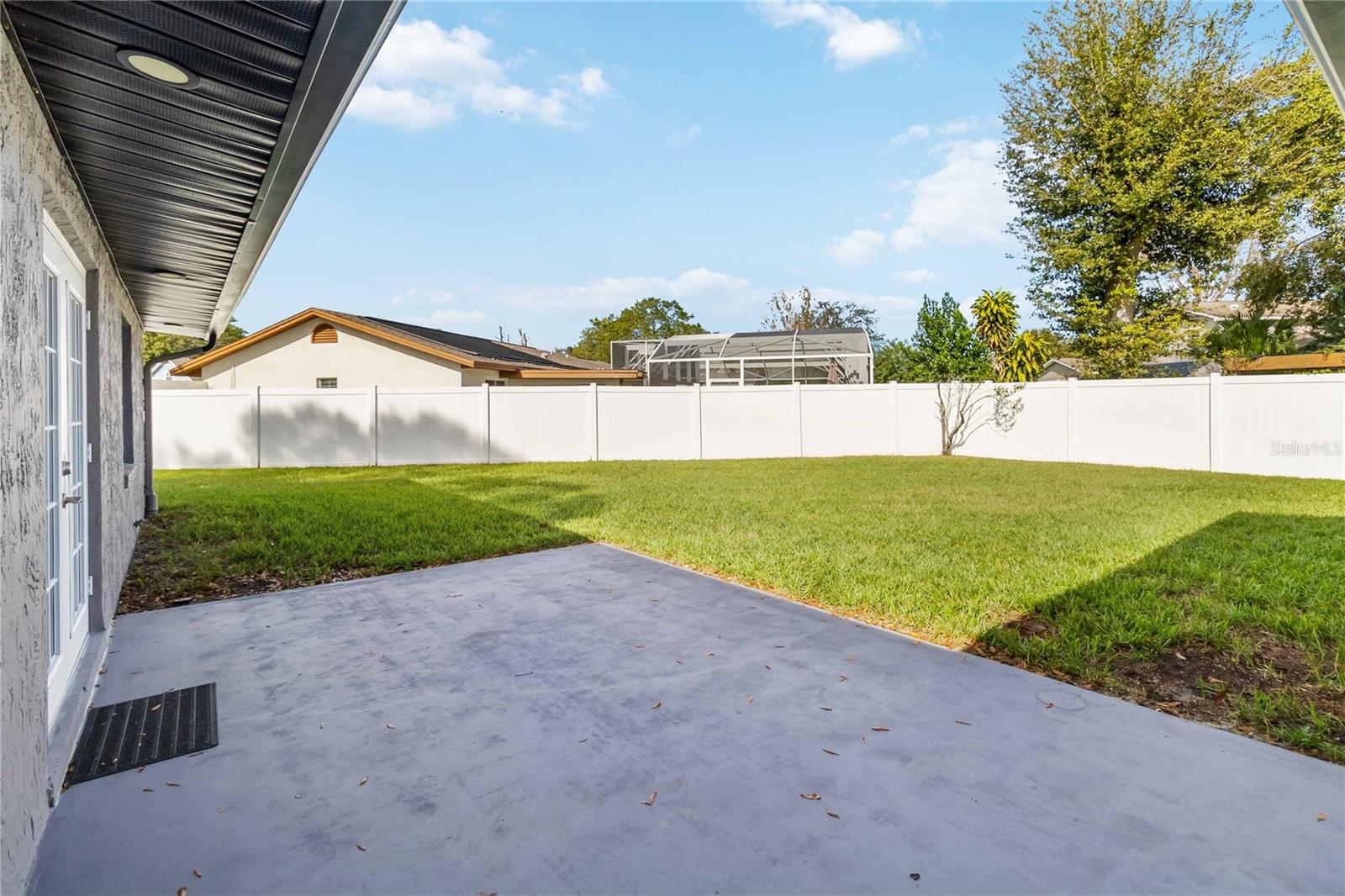 PINE LAKE ESTATES - Residential Lease