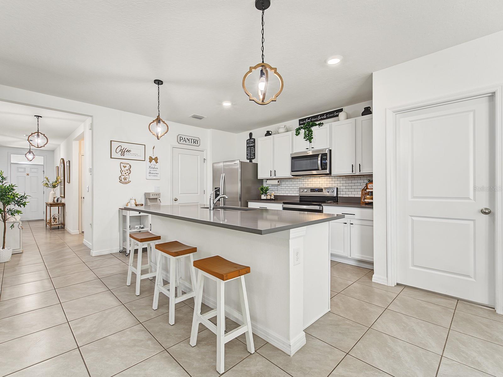10668 QUAIL GROVE WAY