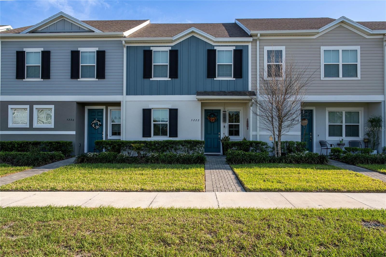 BRIXTON TWNHMS - Residential