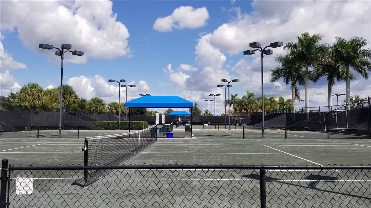 ISLANDWALK/THE WEST VLGS PH 5 - Residential Lease