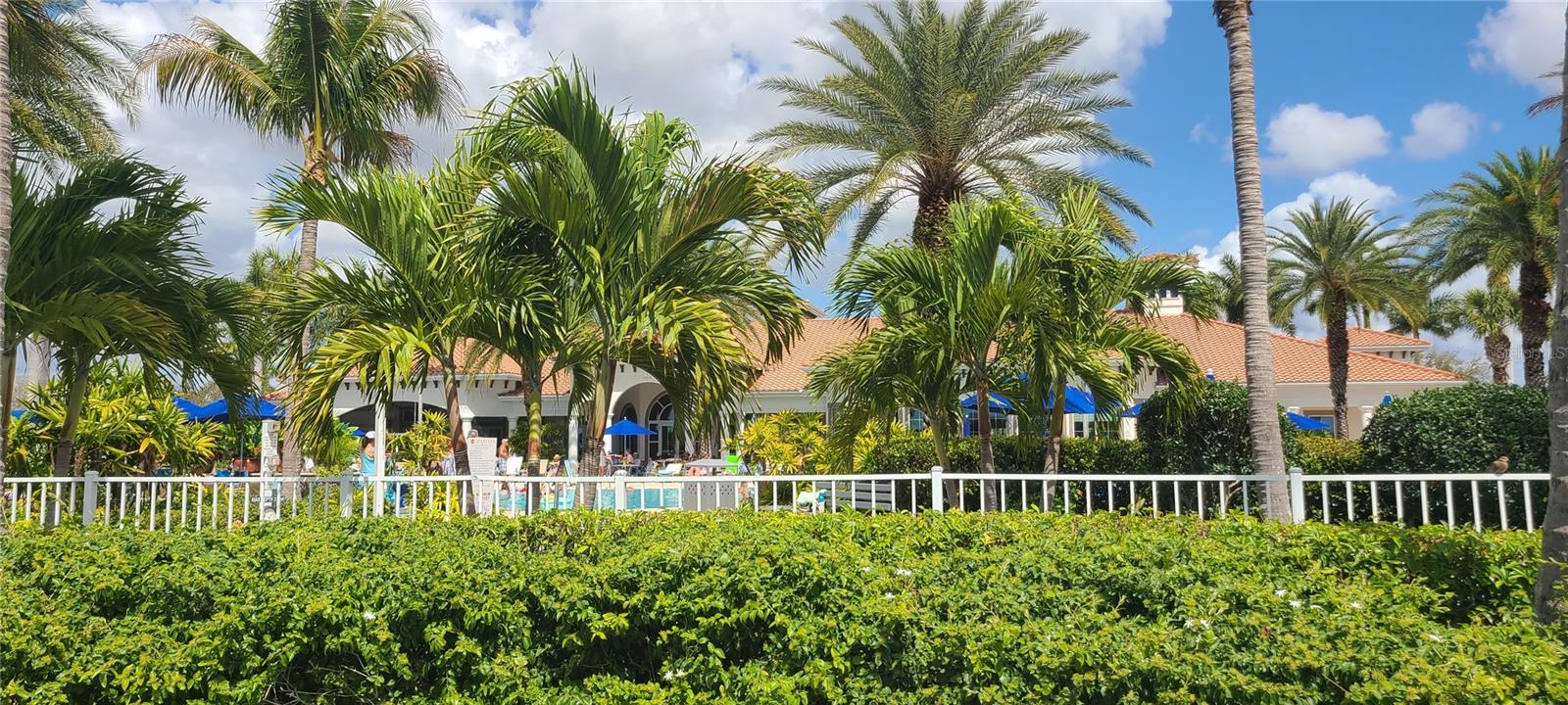 ISLANDWALK/THE WEST VLGS PH 5 - Residential Lease