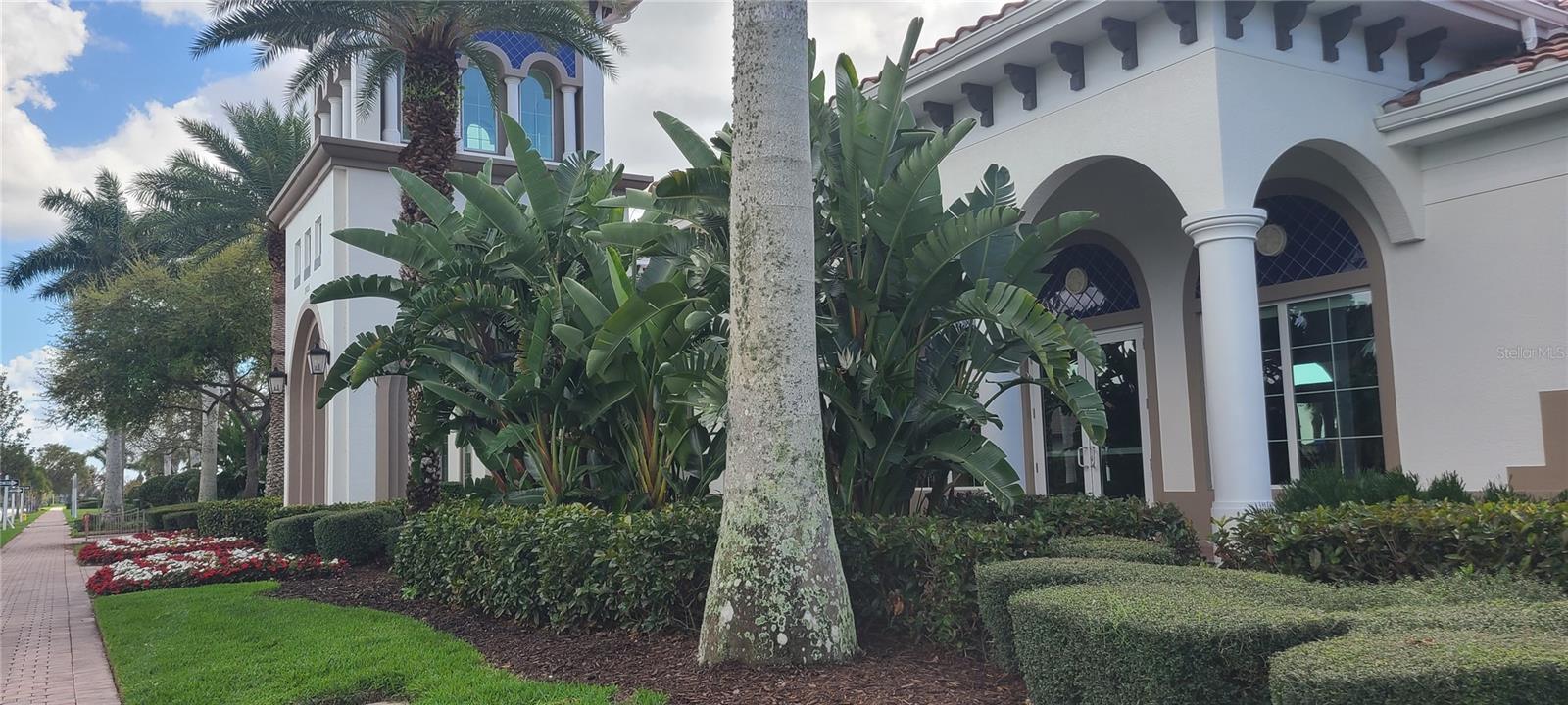 ISLANDWALK/THE WEST VLGS PH 5 - Residential Lease