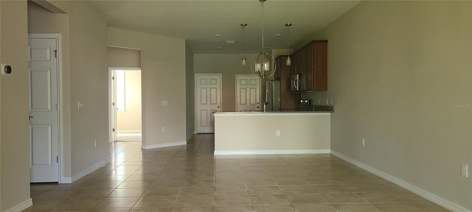 ISLANDWALK/THE WEST VLGS PH 5 - Residential Lease