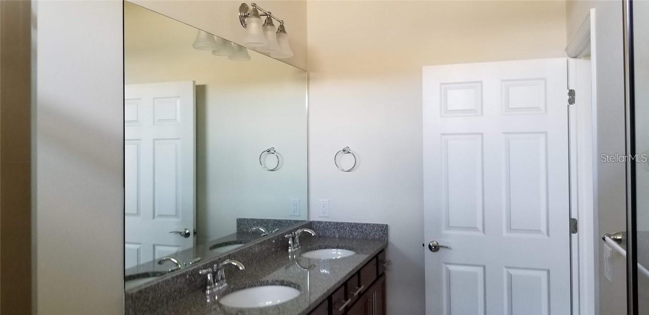 ISLANDWALK/THE WEST VLGS PH 5 - Residential Lease