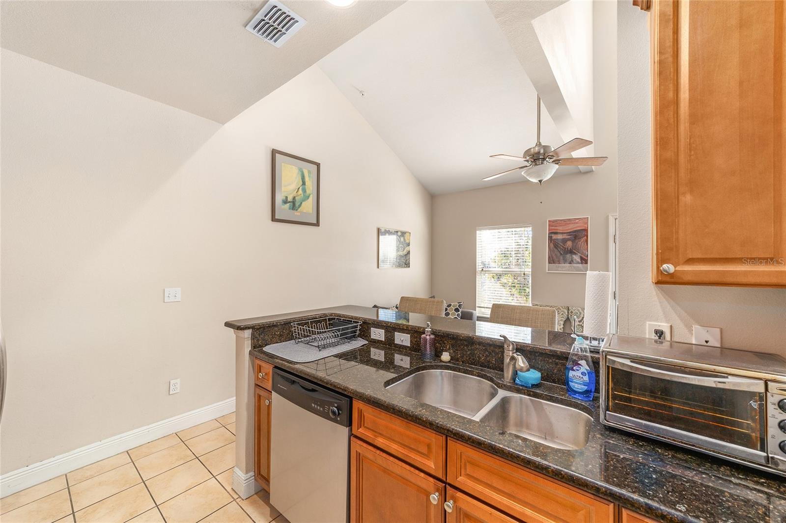 LIONSGATE CONDO - Residential