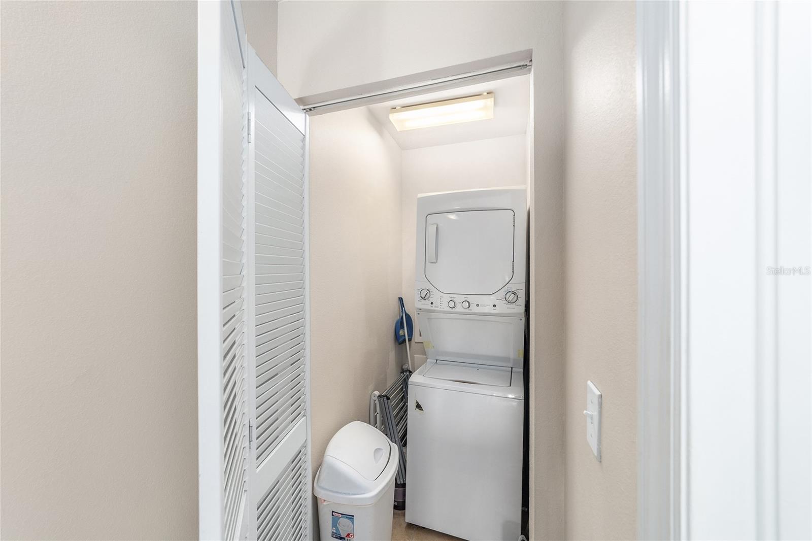 LIONSGATE CONDO - Residential