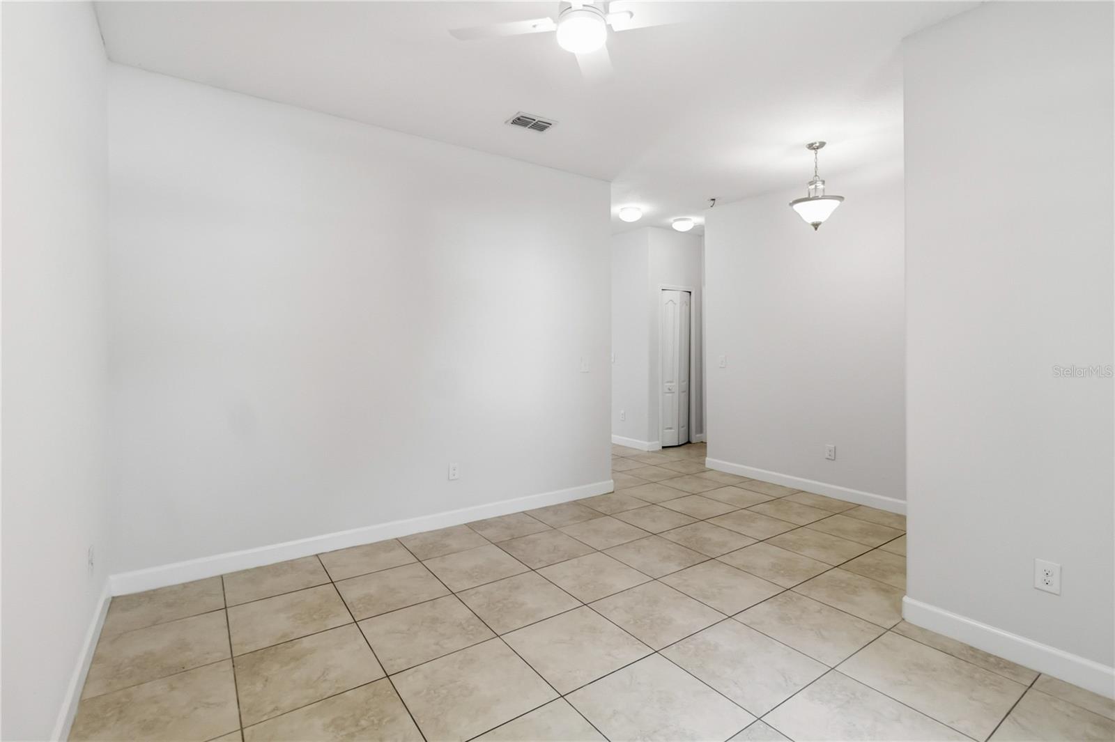 3209 BAYFLOWER AVENUE