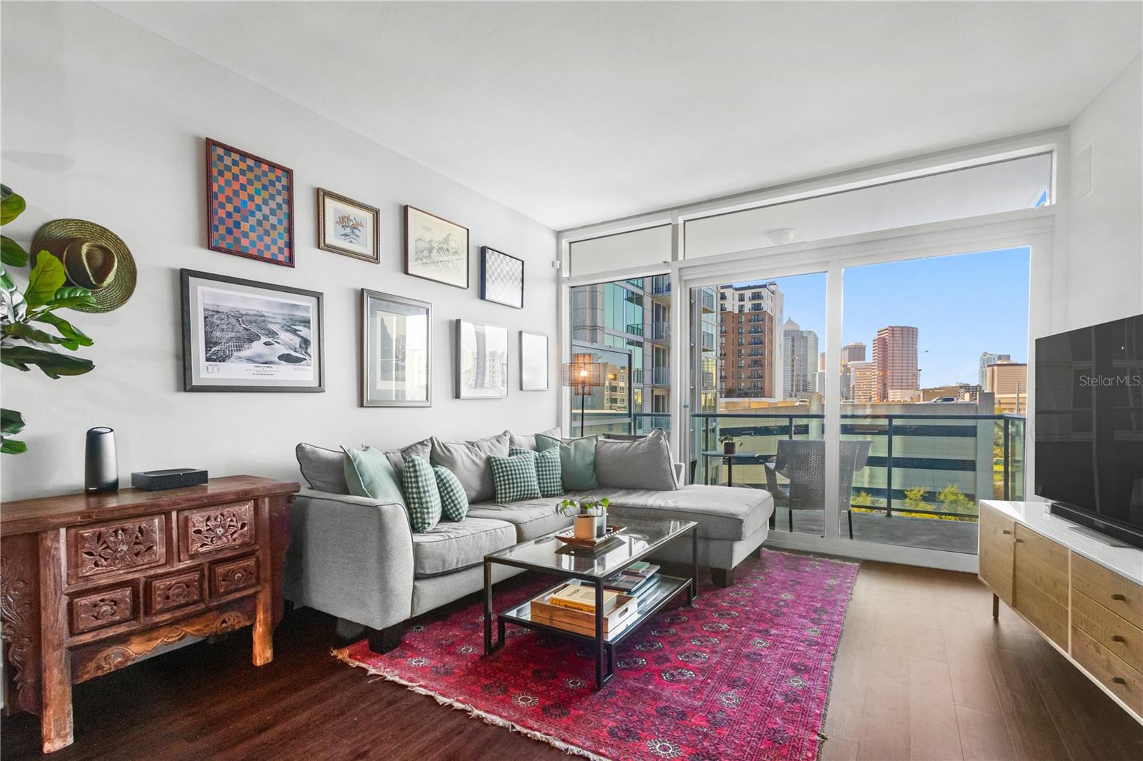 111 N 12TH STREET 1602