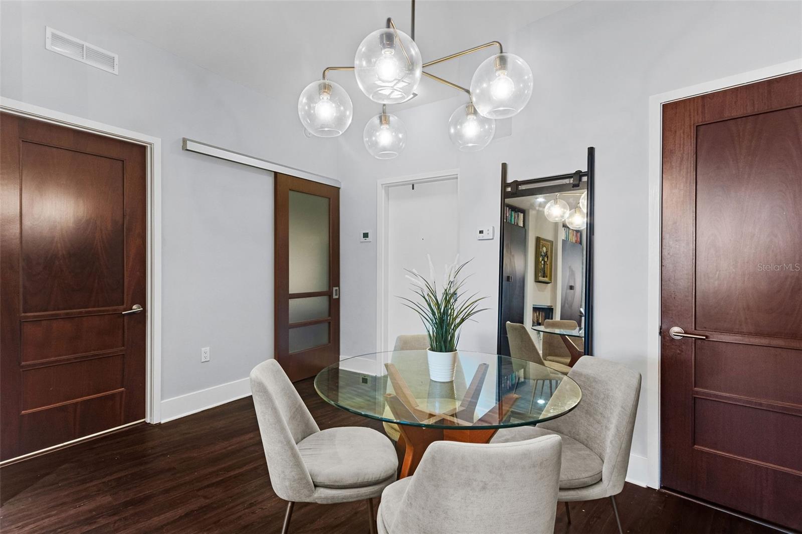 111 N 12TH STREET 1602