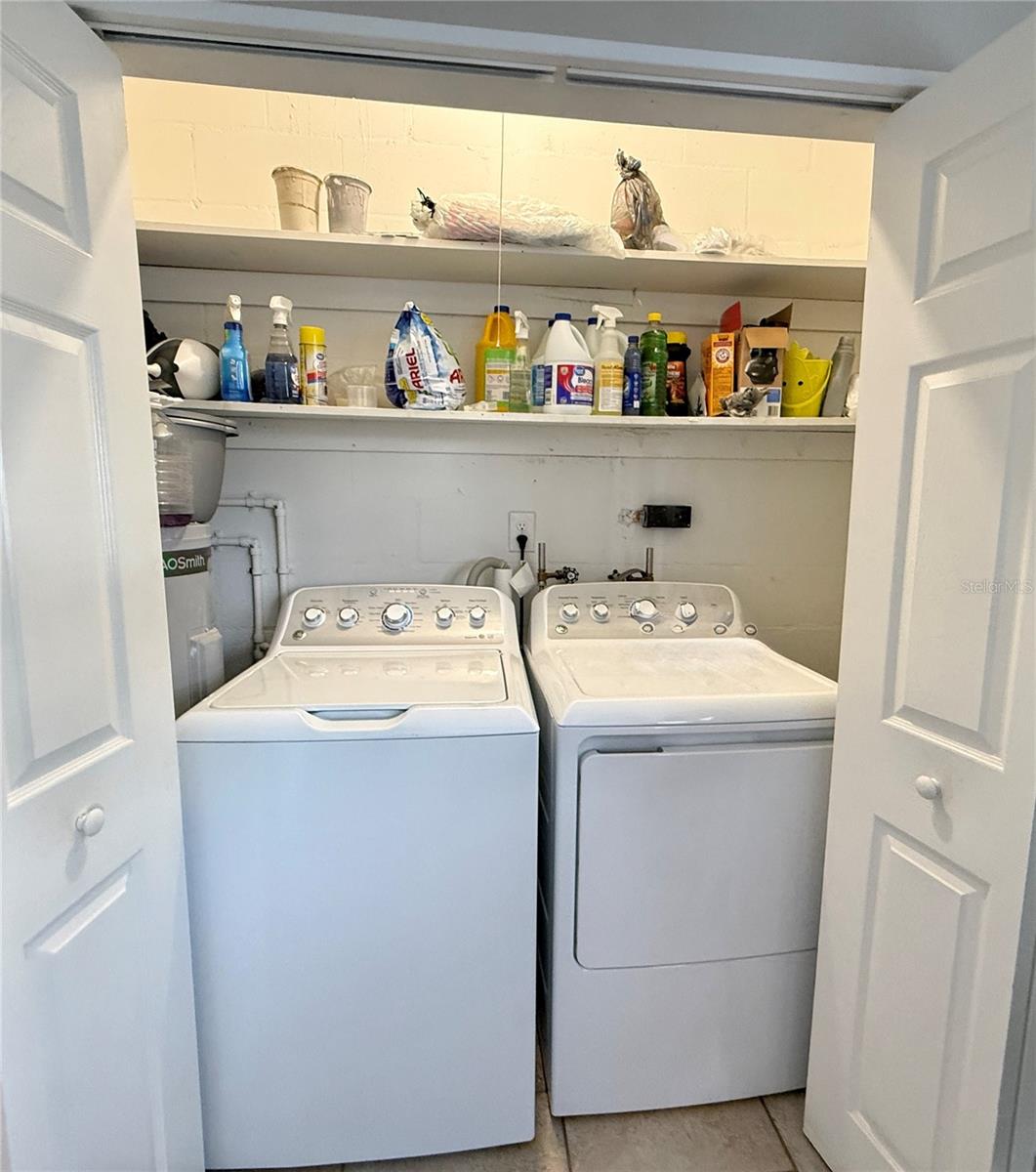 CRYSTAL COURT - Residential