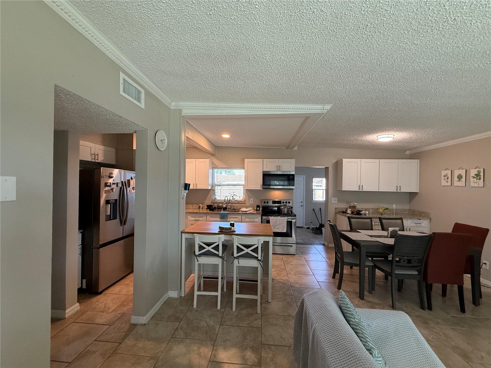 CRYSTAL COURT - Residential