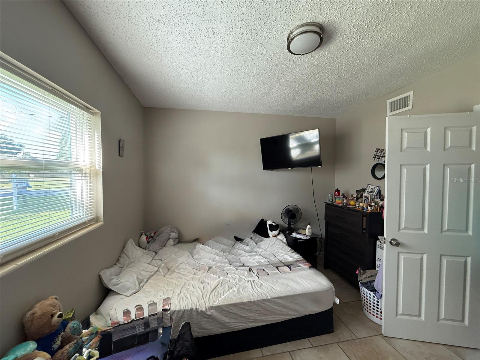 CRYSTAL COURT - Residential